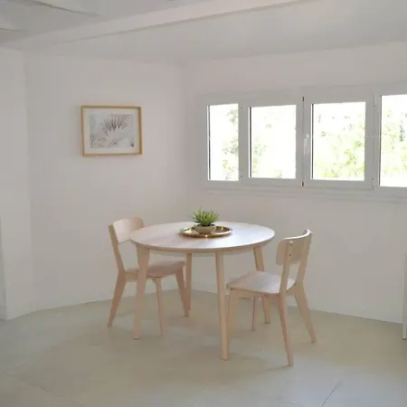 Petite Maison En Centre-ville * Antibes