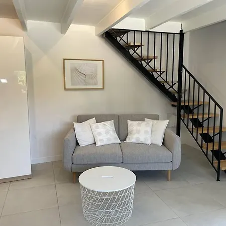 Petite Maison En Centre-ville * Antibes