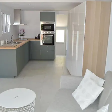 Petite Maison En Centre-ville Apartment *